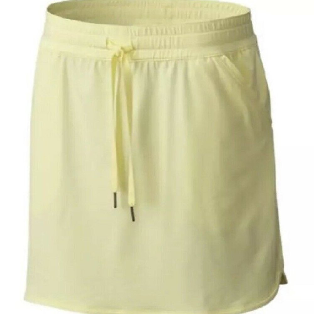 Columbia Reel Relaxed Pale Yellow Skirt UPF 50